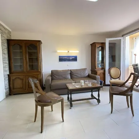 2 Pieces 59m2 Face A La Apartment
